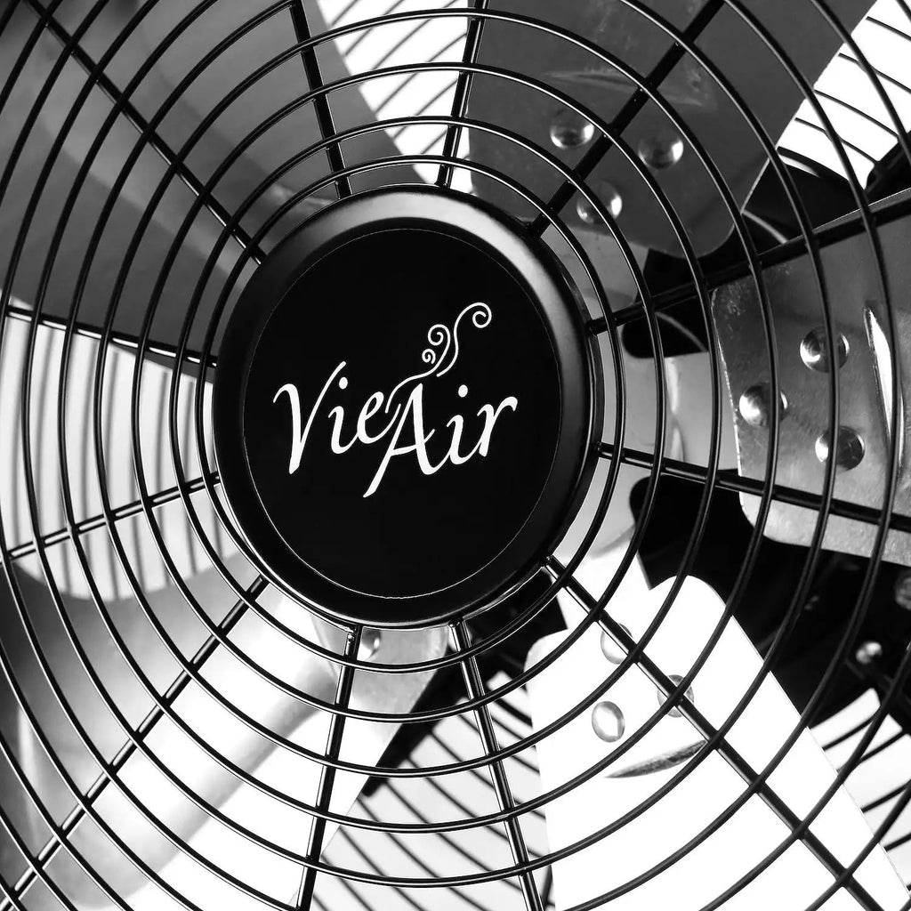 20 Inch 3 Speed Metal Pedestal Fan Q650680