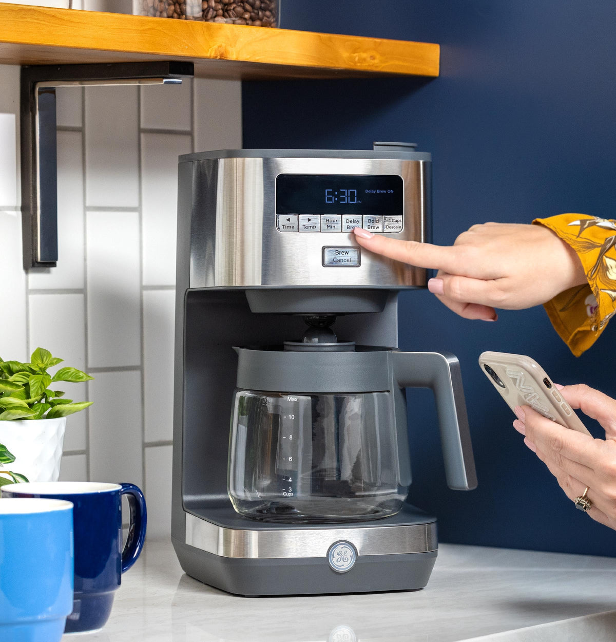 12-Cup Stainless Steel Drip Coffee Maker with Timer Z427211